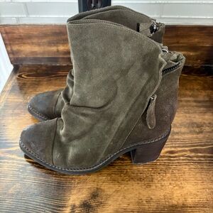 Sbicca Millie Brown Heeled Ankle Boots‎ Size 8.5